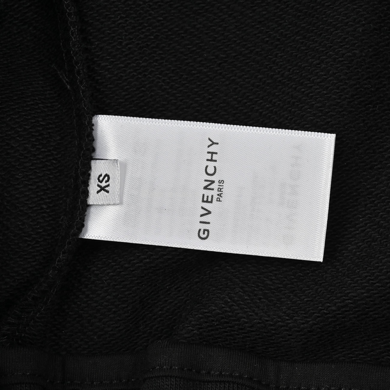 Givenchy 24ss Hand Drawn Logo Checkered Shorts (8) - newkick.org